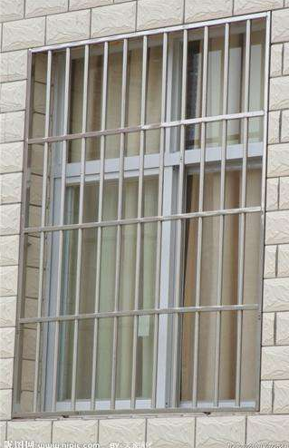济南中式防盗窗和仿古防盗窗有什么不同，帮您选择！